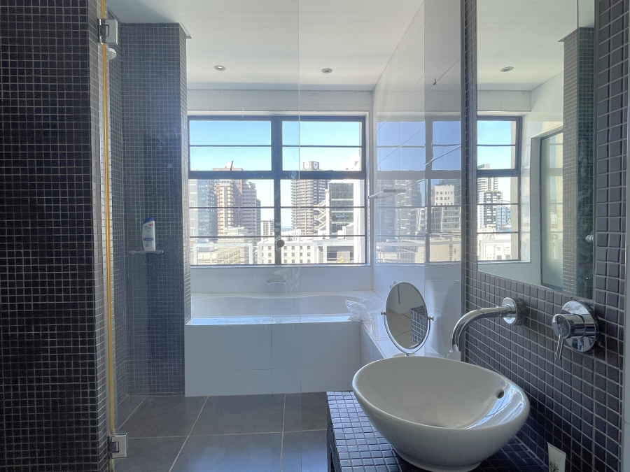 2 Bedroom Property for Sale in Cape Town City Centre Western Cape